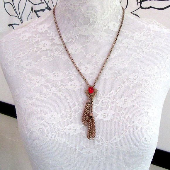 Art Deco Revival red rhinestone fringed pendant - Picture 3 of 7